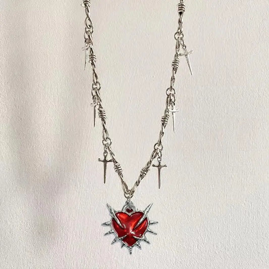Punk Goth Red Heart Pendant Necklace – Vintage Thorn Knot Chain for Women & Men